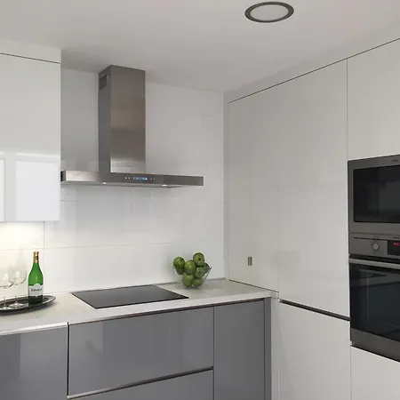San Pedro Apartment *